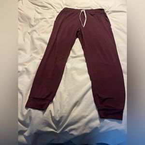 VUORI performance jogger